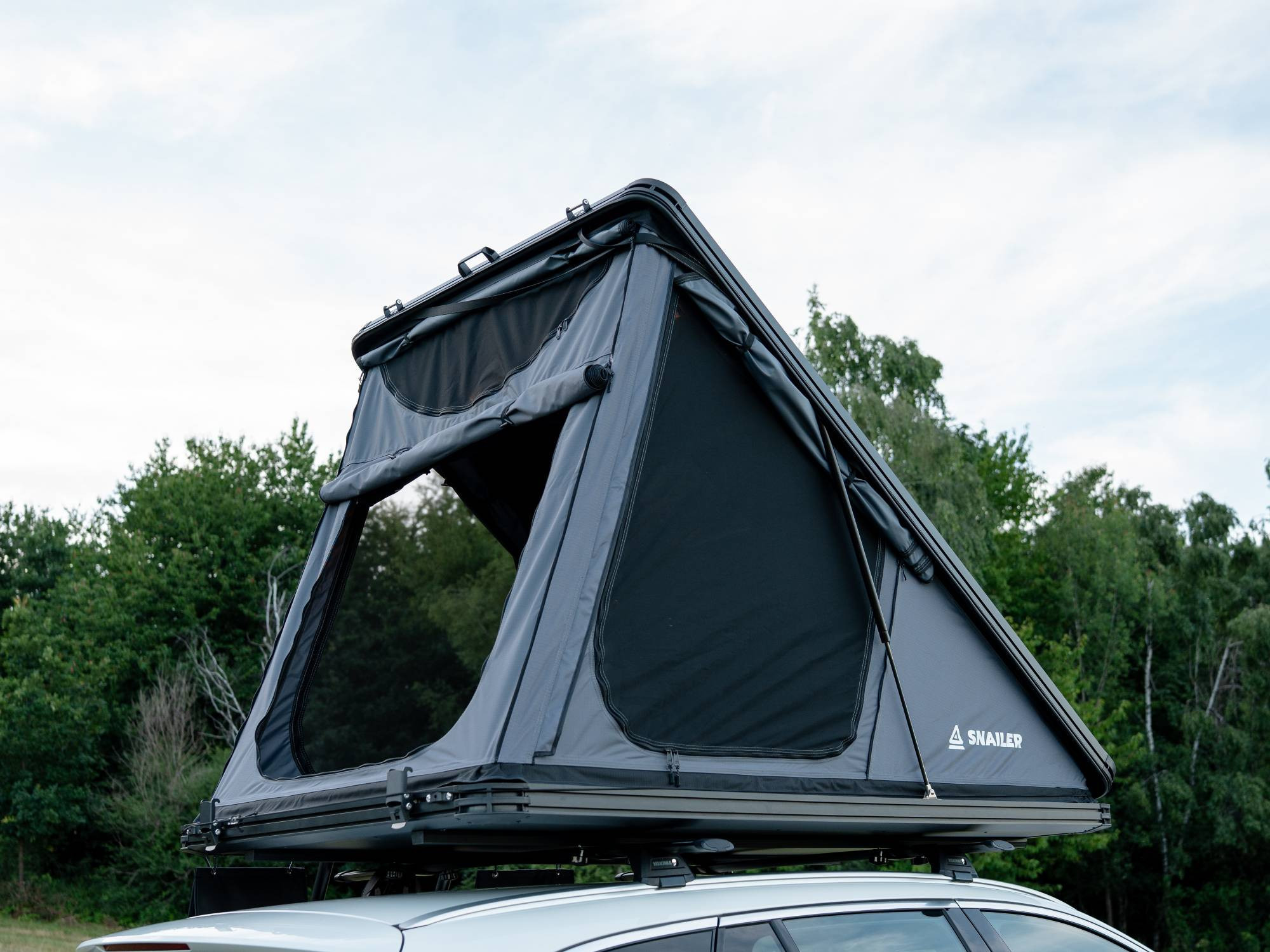 Tente de toit SNAILER® Alduo en aluminium compacte