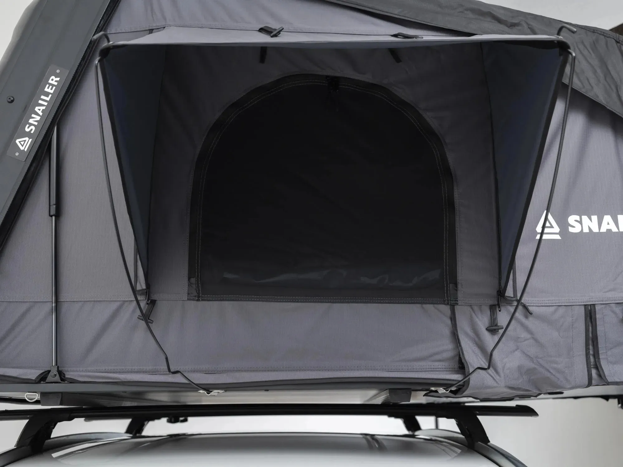 Tente de toit rigide SNAILER® Abis