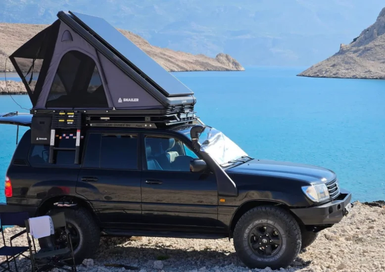 Snailer Alduo tente de toit sur Toyota Land Cruiser - photo client depuis Autriche